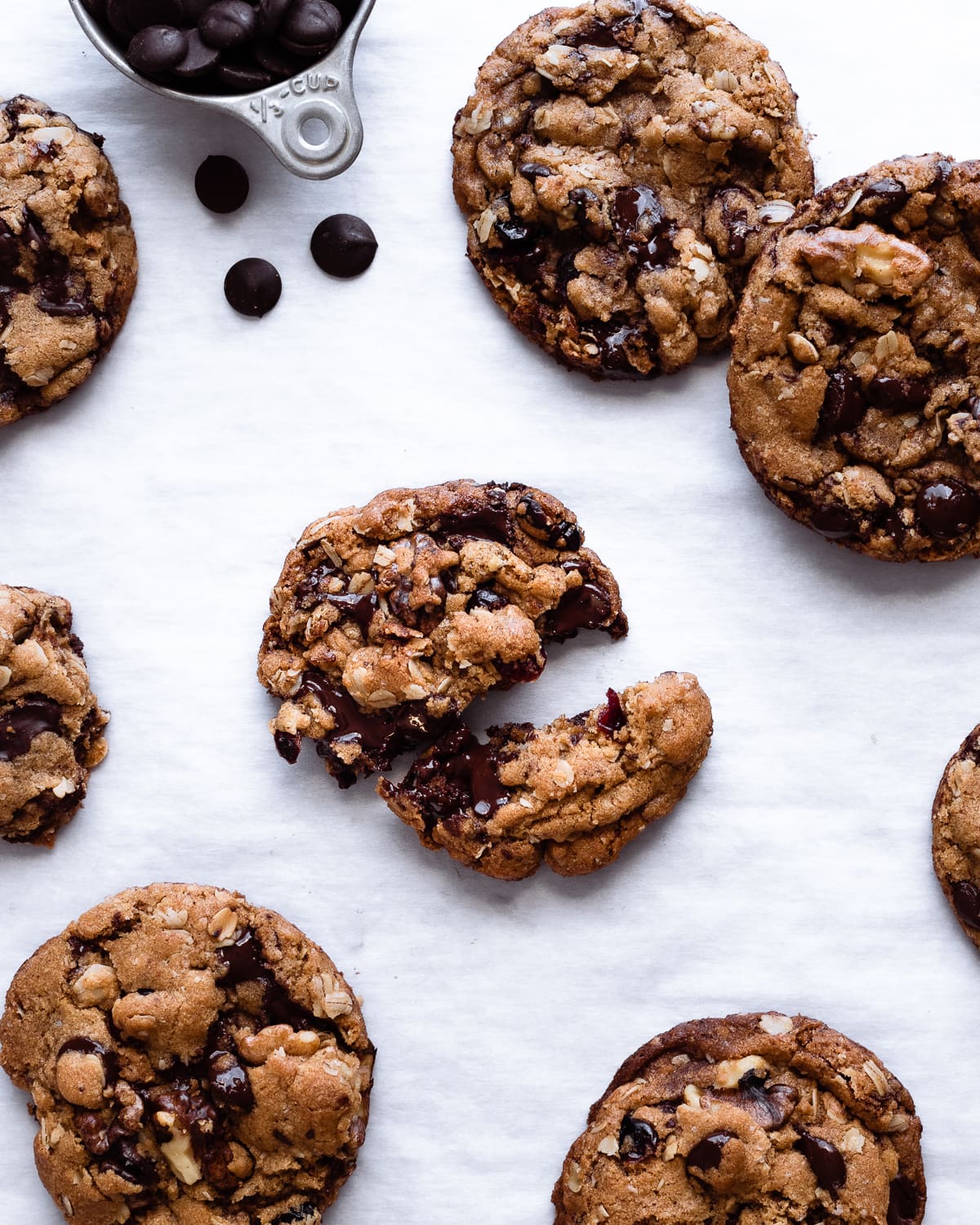 Chewy Sourdough Discard Oatmeal Cookies - Make It Dough